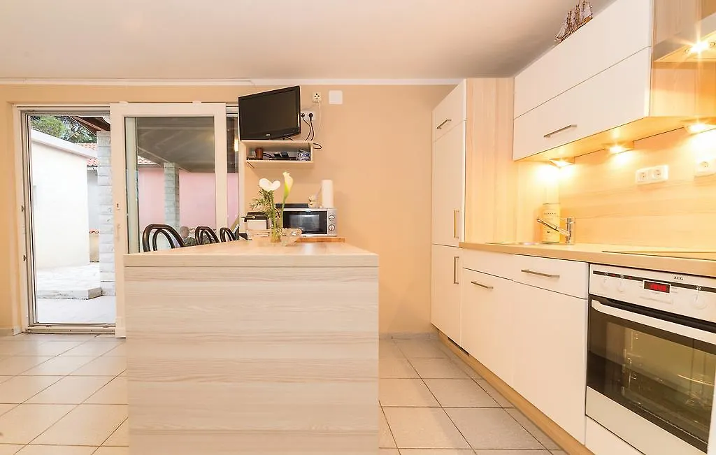 Holiday home Haus Elica Villa Vir